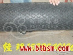 全國(guó)大型滾筒包膠廠,冷粘滾筒包膠生產(chǎn)基地提供滾筒包膠現(xiàn)場(chǎng)施工_ 橡膠板_塑膠_塑膠_供應(yīng)_商賣網(wǎng)
